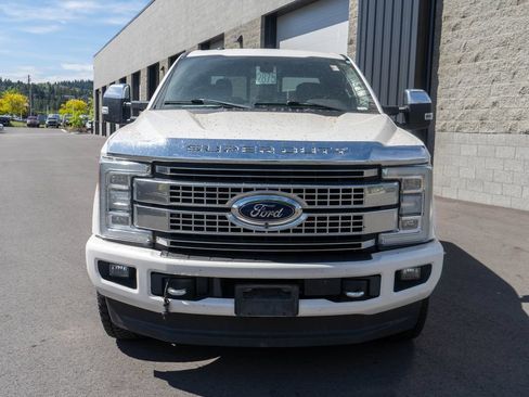 Used 2017 Ford F350 Platinum w/ Platinum Ultimate Package AWD/4WD image 2
