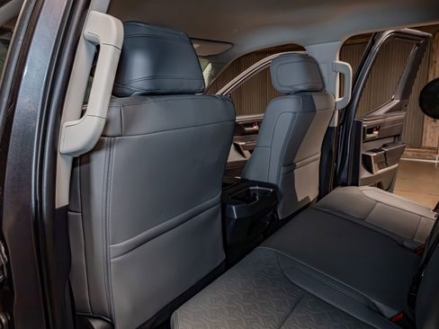 Used 2024 Toyota Tundra SR5 w/ SR5 Premium Package image 22