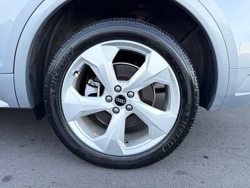 Used 2021 Audi Q5 2.0T Premium Plus w/ Premium Plus Package AWD/4WD image 29