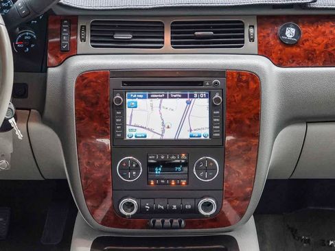 Used 2011 Chevrolet Silverado 2500 LTZ w/ LTZ Plus Package image 13