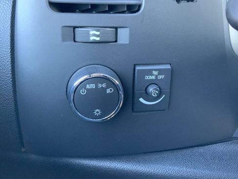 Used 2012 Chevrolet Silverado 1500 LT image 27