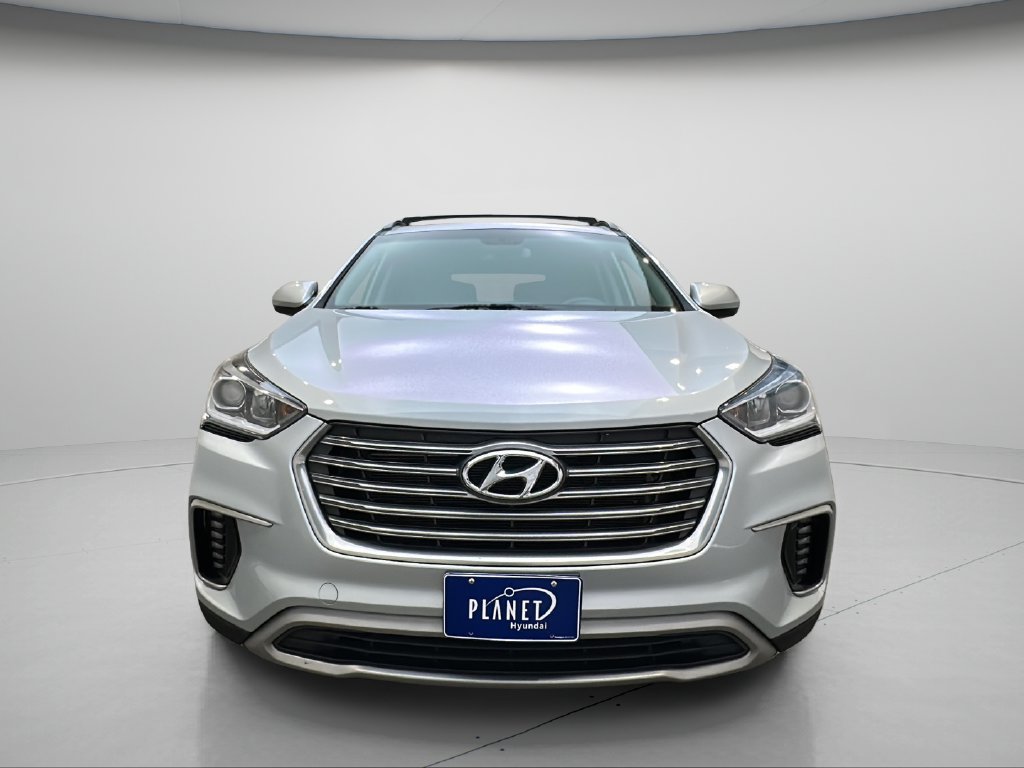 Used 2017 Hyundai Santa Fe SE AWD/4WD image 5