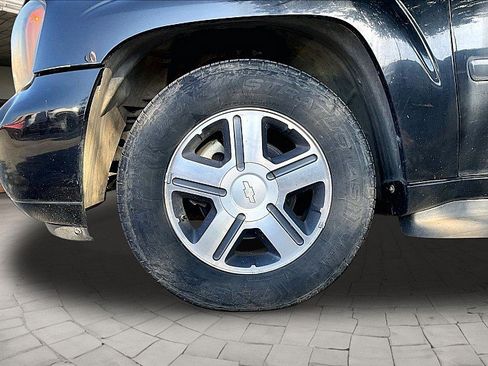 Used 2008 Chevrolet TrailBlazer LT w/ Sun And Sound Package RWD image 7