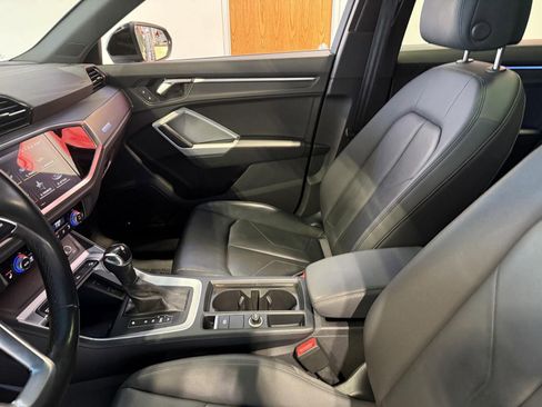 Used 2022 Audi Q3 2.0T Premium Plus image 12