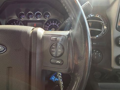 Used 2015 Ford F250 Lariat w/ Lariat Interior Package AWD/4WD image 13