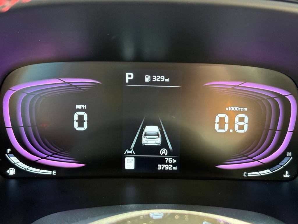 Used 2025 Kia Soul GT-Line w/ GT-Line Technology Package FWD image 10