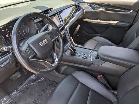 Used 2021 Cadillac XT6 Premium Luxury image 21