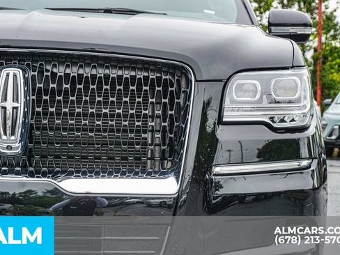 Used 2024 Lincoln Navigator L Reserve w/ Equipment Group 201A AWD/4WD image 11
