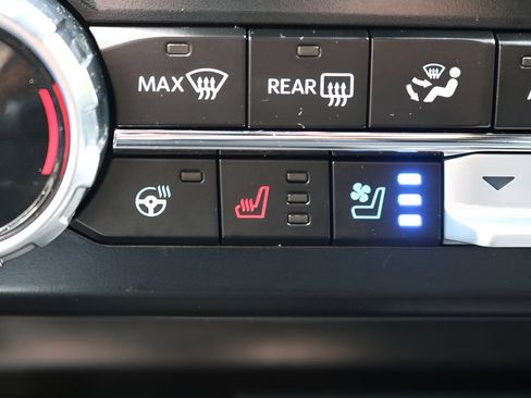 Used 2026 Ford F250 Platinum AWD/4WD image 26