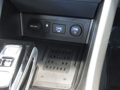 Used 2021 Hyundai Sonata Limited w/ Preferred Accessory Package image 30