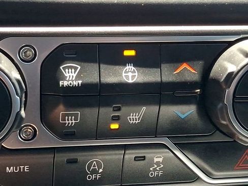 Used 2019 Jeep Wrangler Unlimited Sport S AWD/4WD image 23