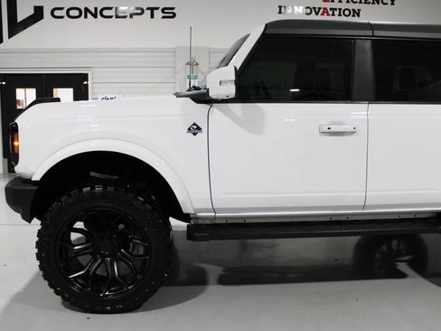 Used 2021 Ford Bronco Outer Banks AWD/4WD image 24
