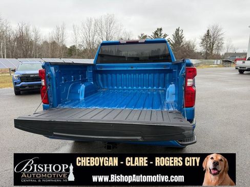 Used 2023 Chevrolet Silverado 1500 Custom image 33