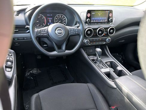Used 2024 Nissan Sentra S FWD image 17