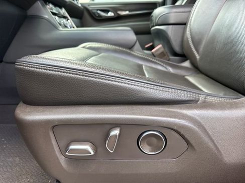 Used 2021 GMC Yukon XL Denali w/ Denali Premium Package RWD image 25