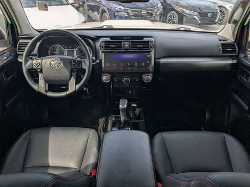 Used 2018 Toyota 4Runner TRD Off-Road Premium AWD/4WD image 14