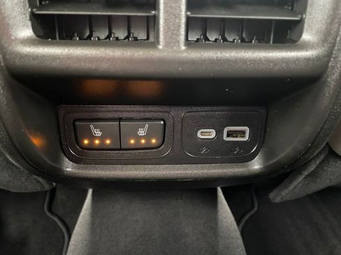 Used 2021 Cadillac XT4 Luxury image 18