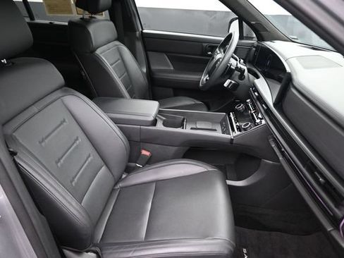 Used 2025 Hyundai Santa Fe Calligraphy AWD/4WD image 22