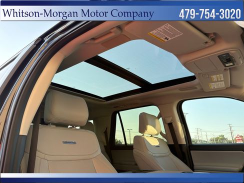 Used 2025 Ford Expedition Platinum w/ Driver's Package AWD/4WD image 11