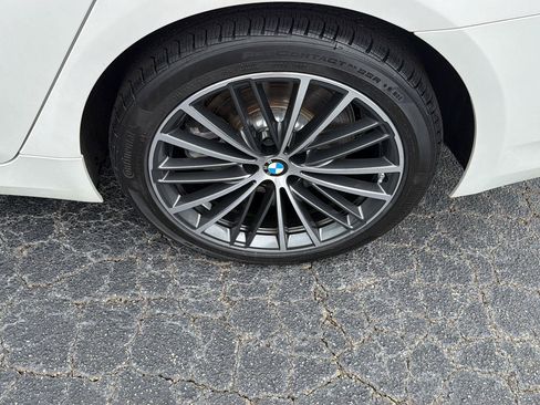 Used 2023 BMW 540i xDrive AWD/4WD image 38