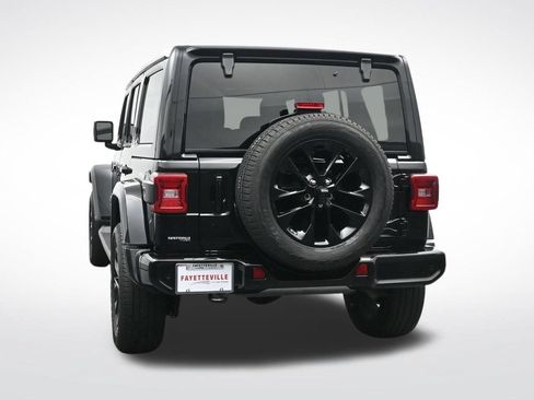Used 2021 Jeep Wrangler Unlimited Sahara AWD/4WD image 8