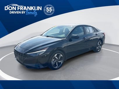 Used 2023 Hyundai Elantra SEL w/ Convenience Package