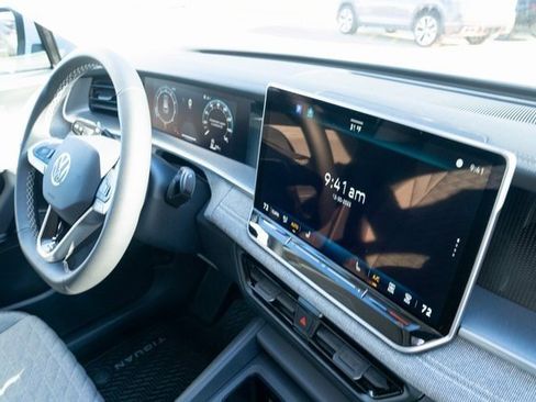 New 2026 Volkswagen Tiguan S image 42