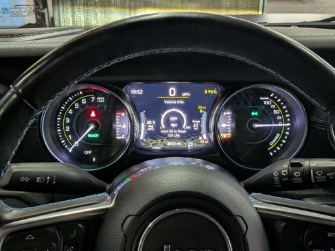 Used 2022 Jeep Wrangler Unlimited Rubicon 4xe w/ Cold Weather Group image 33