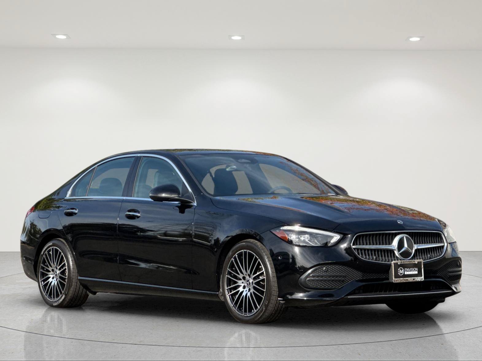 Used 2024 Mercedes-Benz C 300 Sedan image 7