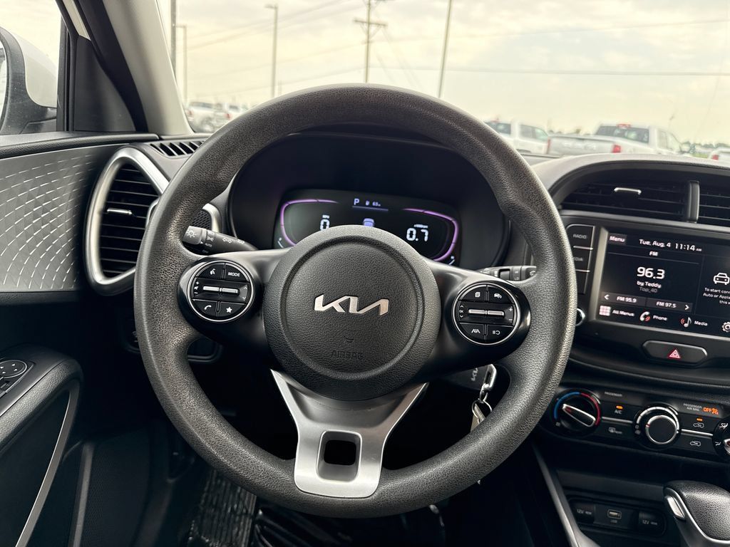 Used 2024 Kia Soul LX w/ Option Group 015 FWD image 14