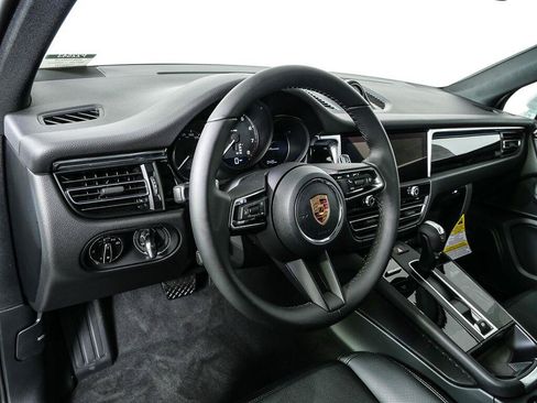 Certified 2026 Porsche Macan Turbo AWD/4WD image 4