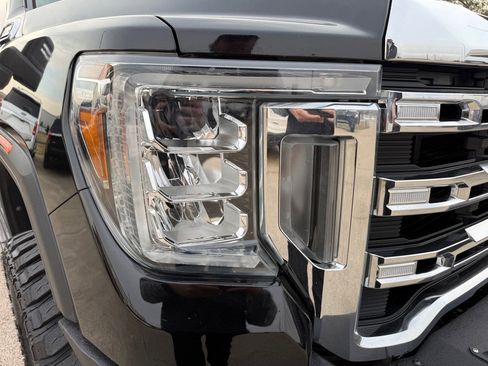 Used 2020 GMC Sierra 2500 SLE w/ SLE Convenience Package image 14