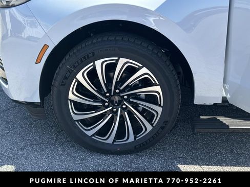 New 2026 Lincoln Navigator Black Label AWD/4WD image 27