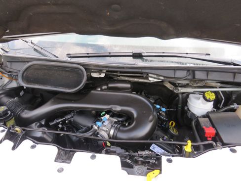 Used 2019 Ford Transit 250 130 Low Roof image 18