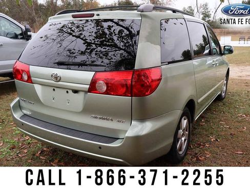Used 2008 Toyota Sienna XLE Limited image 3