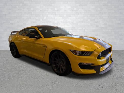 Used 2016 Ford Mustang Shelby GT350 w/ Track Package RWD image 2