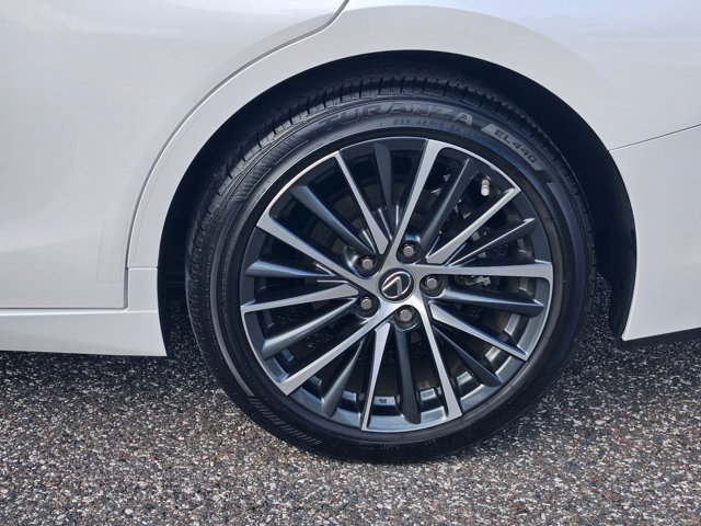 Used 2025 Lexus ES 350 w/ Premium Package FWD image 8