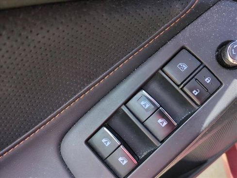 Used 2019 Toyota Avalon Touring w/ Advanced Safety Package FWD image 12
