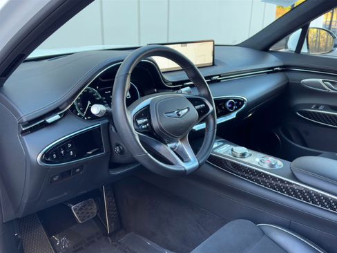 Used 2022 Genesis GV70 3.5T Sport w/ Sport Prestige Package image 14