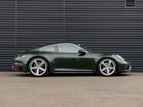 Certified 2024 Porsche 911 Carrera S image 9