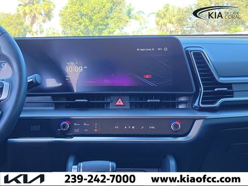Certified 2023 Kia Sportage EX FWD image 13