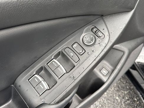 Used 2018 Honda Accord Sport image 27