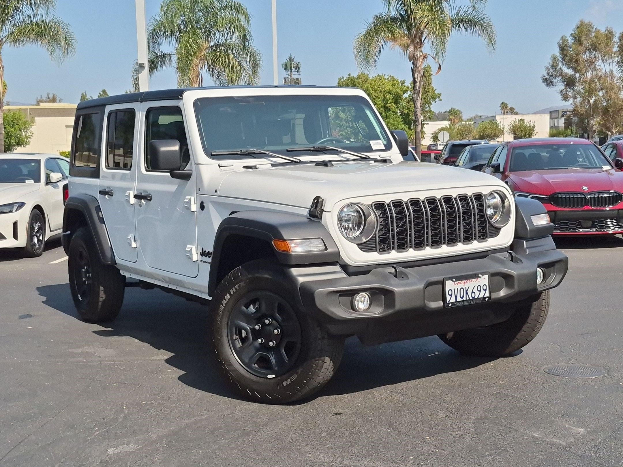 Used 2025 Jeep Wrangler Unlimited Sport AWD/4WD image 2