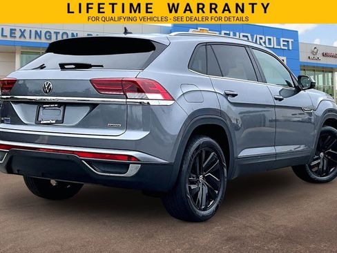 Used 2022 Volkswagen Atlas Cross Sport SE AWD/4WD image 13