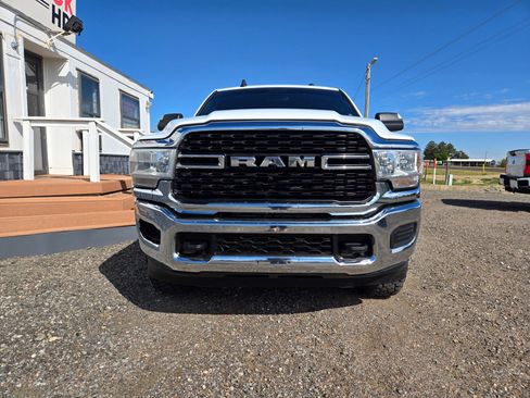 Used 2022 RAM 2500 Big Horn AWD/4WD image 3