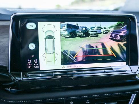 New 2026 Volkswagen Atlas SE image 41