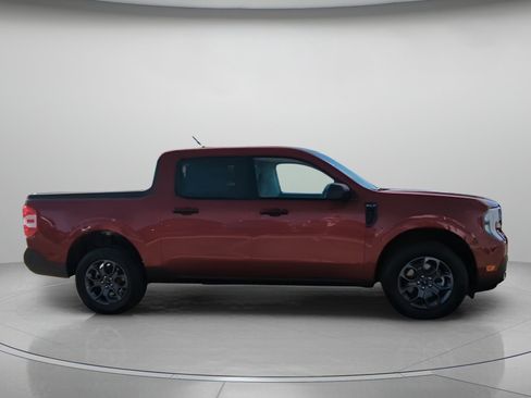 New 2026 Ford Maverick XLT FWD image 36