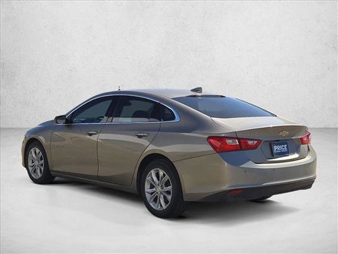 Used 2024 Chevrolet Malibu LT image 4