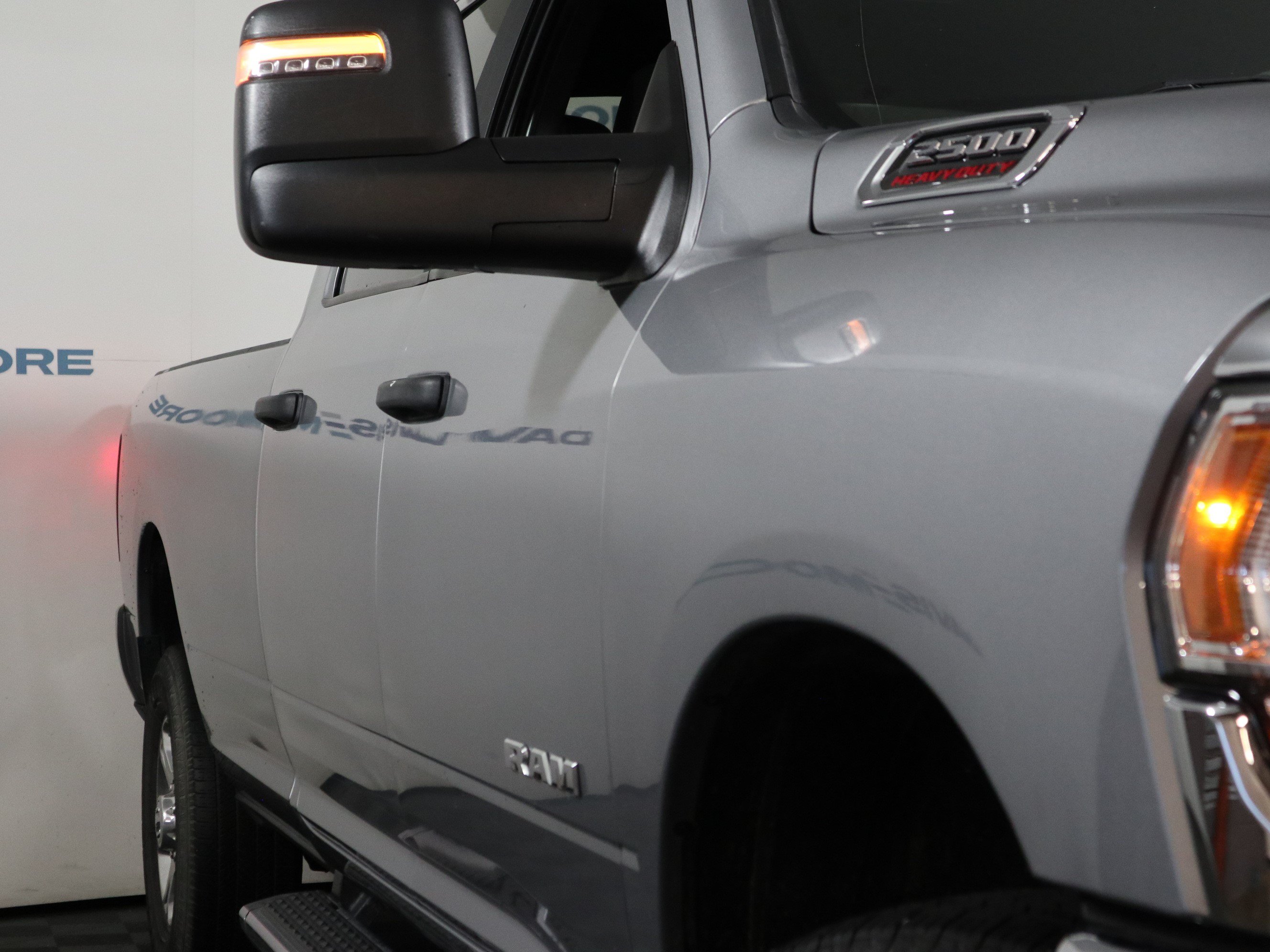 Used 2024 RAM 2500 Big Horn AWD/4WD image 3