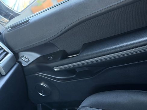 Used 2019 Ford Expedition Max XLT image 40